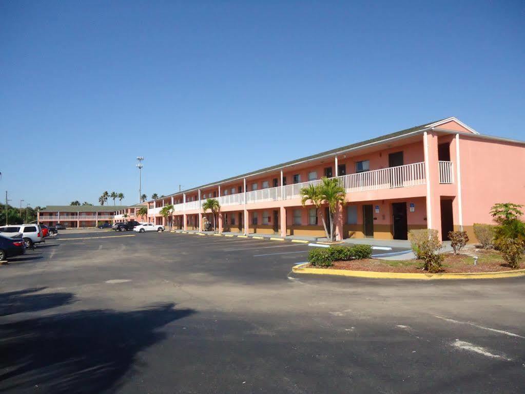 Flamingo Motel Okeechobee Luaran gambar